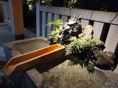 福徳神社（芽吹稲荷）の手水舎