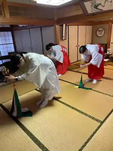 村屋坐弥冨都比売神社の体験その他