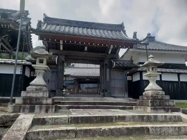 大善寺の山門・神門