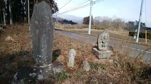 神社名不明の仏像