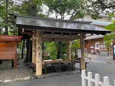 佐瑠女神社(猿田彦神社境内社)の手水舎