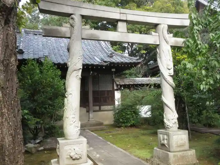 高円寺の鳥居