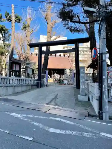 高円寺氷川神社の鳥居