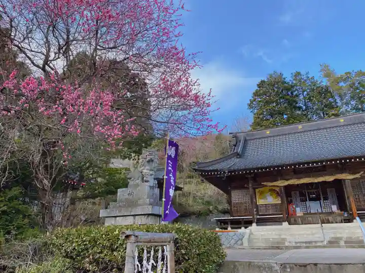 石母田 三吉神社の末社・摂社