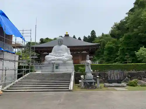 御誕生寺（猫寺）の仏像