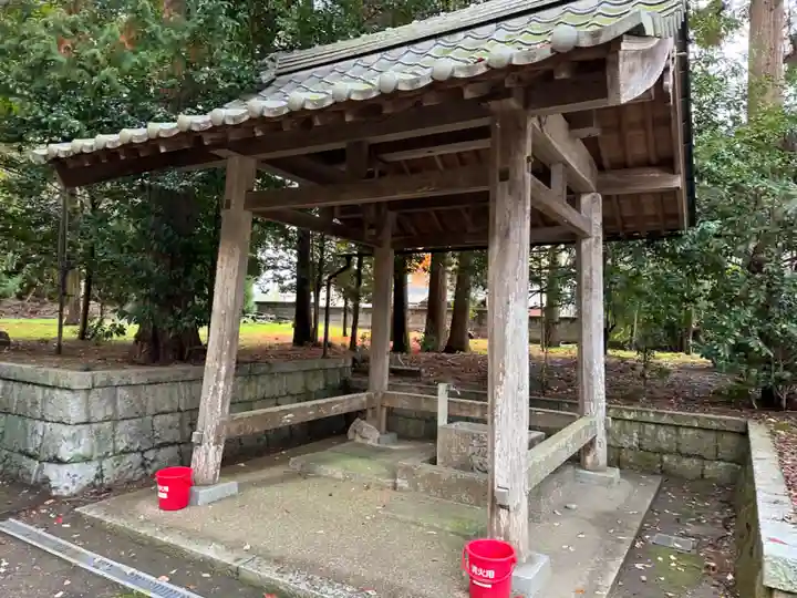 小幡神社の手水舎