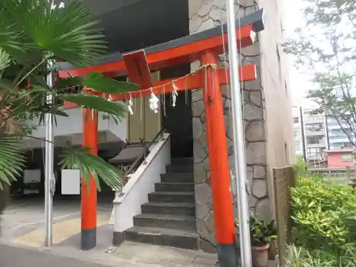 初音森神社(東京都)