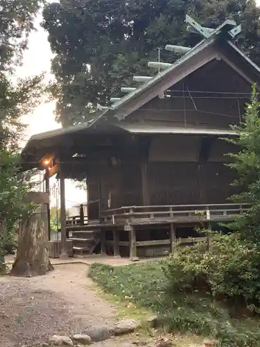 中野原稲荷神社の本殿