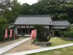 金蓮寺の本殿