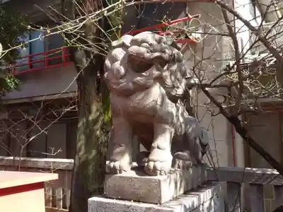 くまくま神社(導きの社 熊野町熊野神社)の狛犬