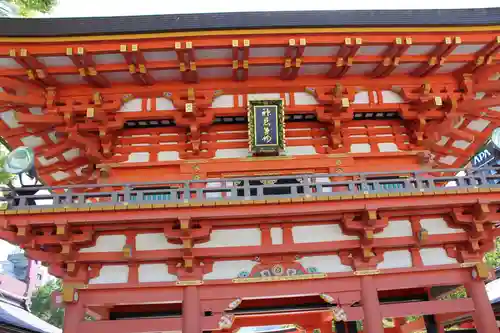 生田神社の山門