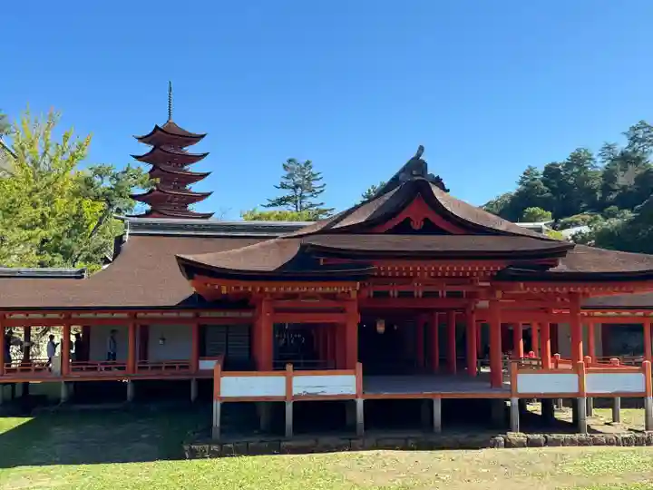 厳島神社(広島県)
