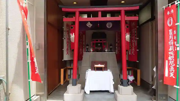 豊川稲荷東京別院御分社の本殿・本堂