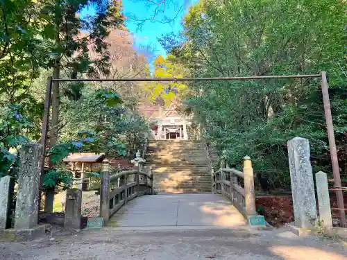 国造神社の建物その他