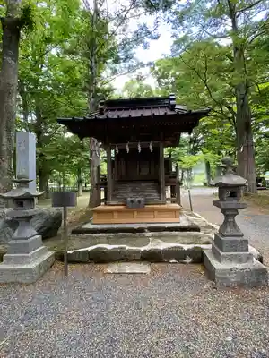 淺間神社（忍野八海）の末社・摂社