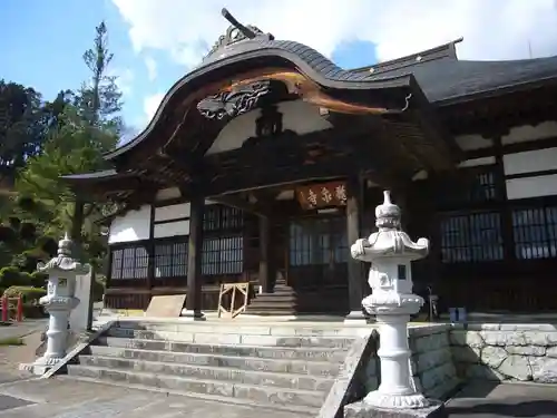 曹洞宗 永松山 龍泉寺の本殿・本堂