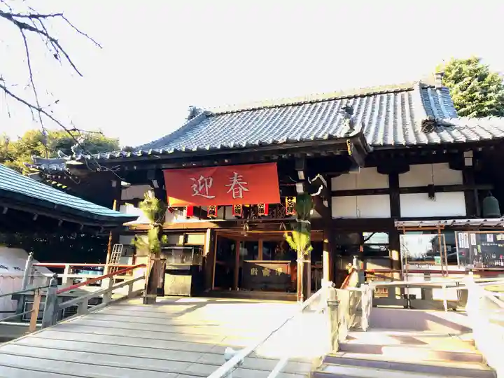 新井薬師(梅照院)の本殿・本堂