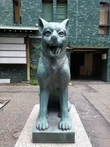 宮益御嶽神社の狛犬