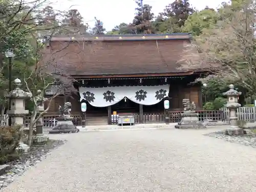 多田神社の本殿・本堂