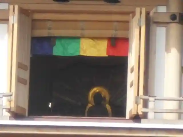 光明寺の本殿・本堂