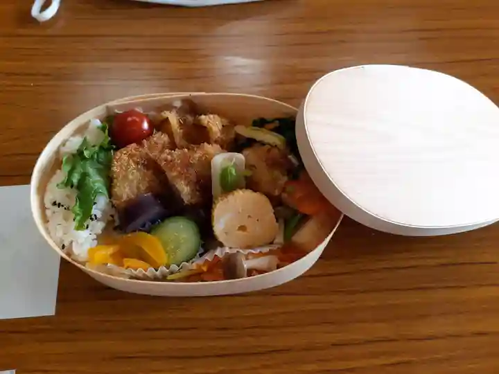 伏木香取神社の食事