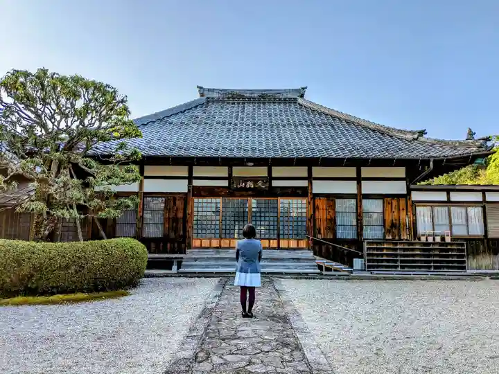 源長寺の本殿・本堂