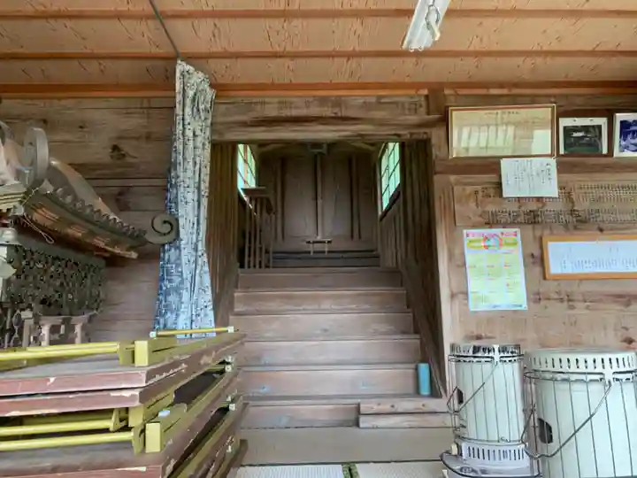 八幡神社の本殿・本堂