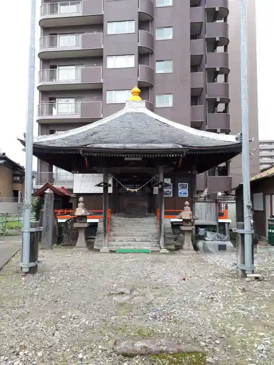 常蔵院(十八夜観音堂)の本殿・本堂