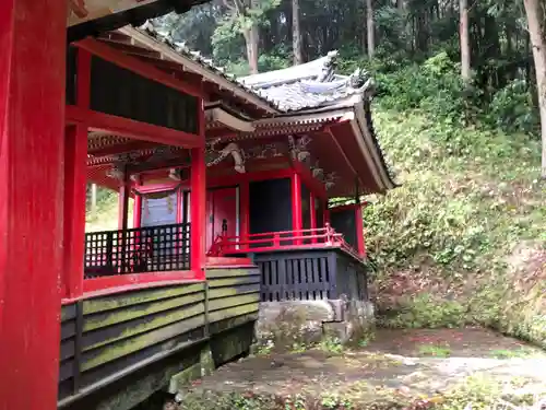 韓国宇豆峰神社の本殿