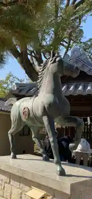 藤森神社の{uncategorized: "未分類", other: "その他", undefined: "問題あり", building: "その他建物", grave: "お墓", sacred_gate: "鳥居", guardian: "狛犬", statue: "像", buddha: "仏像", history: "歴史", nature: "自然", garden: "庭園", animal: "動物", pagoda: "塔", temizu: "手水舎", mountain_gate: "山門・神門", sanctuary: "本殿・本堂", subordinate: "末社・摂社", art: "芸術", scenery: "景色", jizo: "地蔵", ema: "絵馬", goshuin: "御朱印", omikuji: "おみくじ", items: "授与品その他", amulet: "お守り", goshuincho: "御朱印帳", eats: "食事", festival: "お祭り", votive_dance: "神楽", shichigosan: "七五三参", wedding: "結婚式", experience: "体験その他", initially: "初詣", around: "周辺", anti_infection: "感染症対策"}