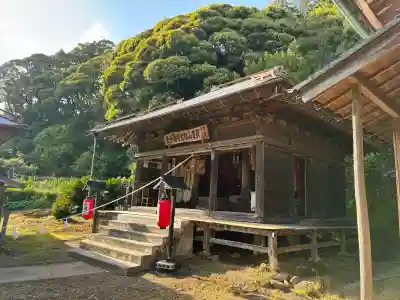智光寺の{uncategorized: "未分類", other: "その他", undefined: "問題あり", building: "その他建物", grave: "お墓", sacred_gate: "鳥居", guardian: "狛犬", statue: "像", buddha: "仏像", history: "歴史", nature: "自然", garden: "庭園", animal: "動物", pagoda: "塔", temizu: "手水舎", mountain_gate: "山門・神門", sanctuary: "本殿・本堂", subordinate: "末社・摂社", art: "芸術", scenery: "景色", jizo: "地蔵", ema: "絵馬", goshuin: "御朱印", omikuji: "おみくじ", items: "授与品その他", amulet: "お守り", goshuincho: "御朱印帳", eats: "食事", festival: "お祭り", votive_dance: "神楽", shichigosan: "七五三参", wedding: "結婚式", experience: "体験その他", initially: "初詣", around: "周辺", anti_infection: "感染症対策"}