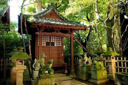 渋谷氷川神社の末社