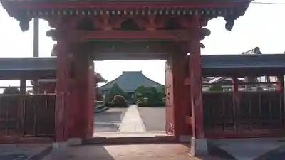 龍昌寺の山門・神門