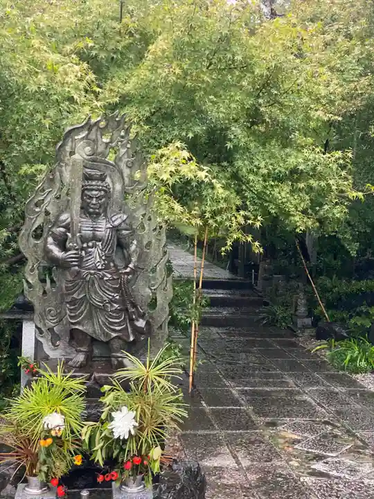 石薬師寺(三重県)