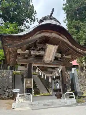 出羽月山湯殿山摂社岩根沢三神社（三山神社）(山形県)