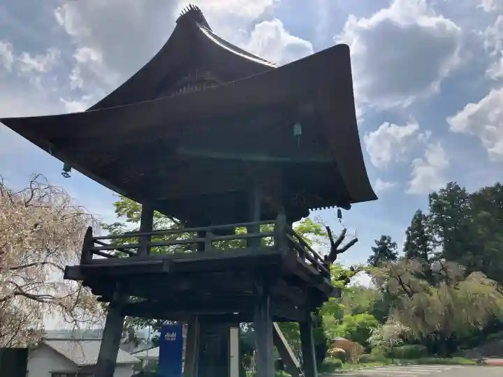 宗泉寺の{uncategorized: "未分類", other: "その他", undefined: "問題あり", building: "その他建物", grave: "お墓", sacred_gate: "鳥居", guardian: "狛犬", statue: "像", buddha: "仏像", history: "歴史", nature: "自然", garden: "庭園", animal: "動物", pagoda: "塔", temizu: "手水舎", mountain_gate: "山門・神門", sanctuary: "本殿・本堂", subordinate: "末社・摂社", art: "芸術", scenery: "景色", jizo: "地蔵", ema: "絵馬", goshuin: "御朱印", omikuji: "おみくじ", items: "授与品その他", amulet: "お守り", goshuincho: "御朱印帳", eats: "食事", festival: "お祭り", votive_dance: "神楽", shichigosan: "七五三参", wedding: "結婚式", experience: "体験その他", initially: "初詣", around: "周辺", anti_infection: "感染症対策"}
