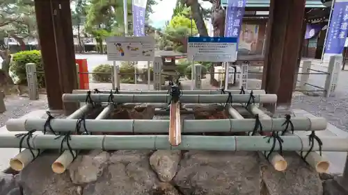 建部大社の手水舎