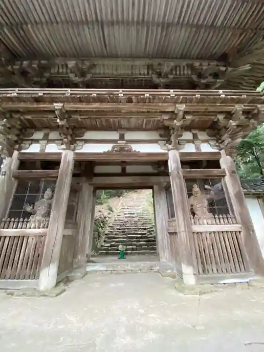 総見寺の山門・神門
