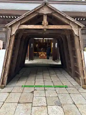 雄山神社中宮祈願殿(富山県)