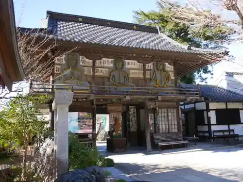 野坂寺の山門