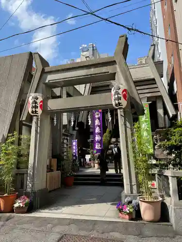 烏森神社の鳥居