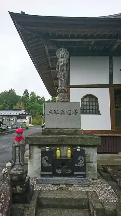 楽峯山 勝大寺の仏像