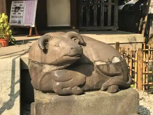 牛天神北野神社の狛犬