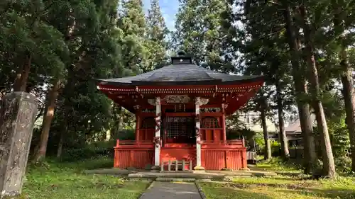 天地金神社（羽黒山神社前宮）(山形県)