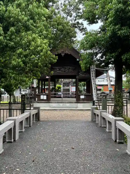 間黒神社(幸心)の{uncategorized: "未分類", other: "その他", undefined: "問題あり", building: "その他建物", grave: "お墓", sacred_gate: "鳥居", guardian: "狛犬", statue: "像", buddha: "仏像", history: "歴史", nature: "自然", garden: "庭園", animal: "動物", pagoda: "塔", temizu: "手水舎", mountain_gate: "山門・神門", sanctuary: "本殿・本堂", subordinate: "末社・摂社", art: "芸術", scenery: "景色", jizo: "地蔵", ema: "絵馬", goshuin: "御朱印", omikuji: "おみくじ", items: "授与品その他", amulet: "お守り", goshuincho: "御朱印帳", eats: "食事", festival: "お祭り", votive_dance: "神楽", shichigosan: "七五三参", wedding: "結婚式", experience: "体験その他", initially: "初詣", around: "周辺", anti_infection: "感染症対策"}
