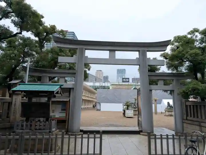 今宮戎神社の{uncategorized: "未分類", other: "その他", undefined: "問題あり", building: "その他建物", grave: "お墓", sacred_gate: "鳥居", guardian: "狛犬", statue: "像", buddha: "仏像", history: "歴史", nature: "自然", garden: "庭園", animal: "動物", pagoda: "塔", temizu: "手水舎", mountain_gate: "山門・神門", sanctuary: "本殿・本堂", subordinate: "末社・摂社", art: "芸術", scenery: "景色", jizo: "地蔵", ema: "絵馬", goshuin: "御朱印", omikuji: "おみくじ", items: "授与品その他", amulet: "お守り", goshuincho: "御朱印帳", eats: "食事", festival: "お祭り", votive_dance: "神楽", shichigosan: "七五三参", wedding: "結婚式", experience: "体験その他", initially: "初詣", around: "周辺", anti_infection: "感染症対策"}