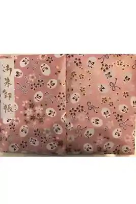 ならまち御霊神社で購入した御朱印帳です。
オリジナルの御朱印ではありませんが、ならまち御霊神社用にしてます。