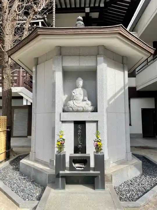 浄閑寺(東京都)