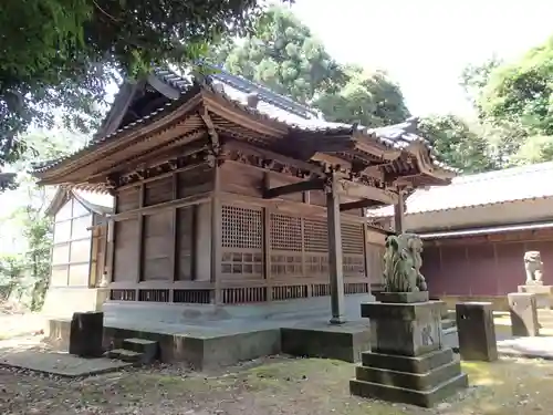 鵜森神社の本殿