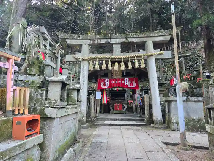 伏見稲荷大社 御膳谷奉拝所(京都府)